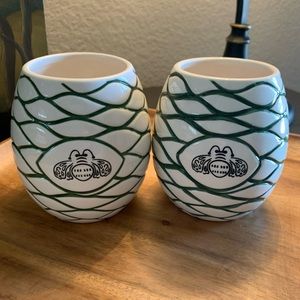 Patron Tequila Set of Bar Tumblers. Agave and Beehive Design